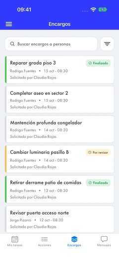 Lista de encargos de mantención en un mall, como reparar una grada o completar un aseo, con estados finalizado y por revisar